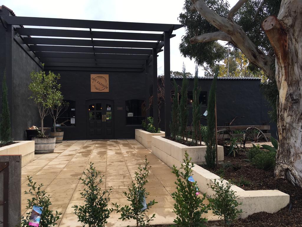 One Paddock Currency Creek Winery Villas Buitenkant foto